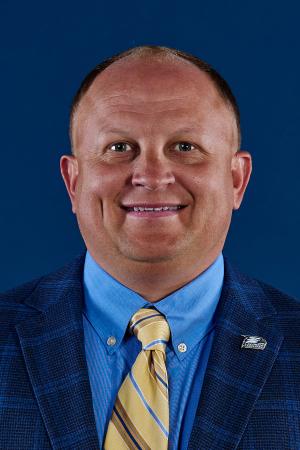 Chad Willis ♦ Head Coach